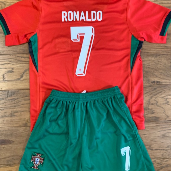 Toddler Ronaldo Jersey Red Portugal Home Soccer Jersey Kit - SHIPS TODAY - Picture 3 of 10